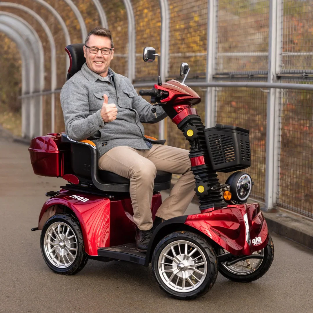 GIO Tron PRO Mobility Scooter - XL Swivel Seat with Headrest - Image 3