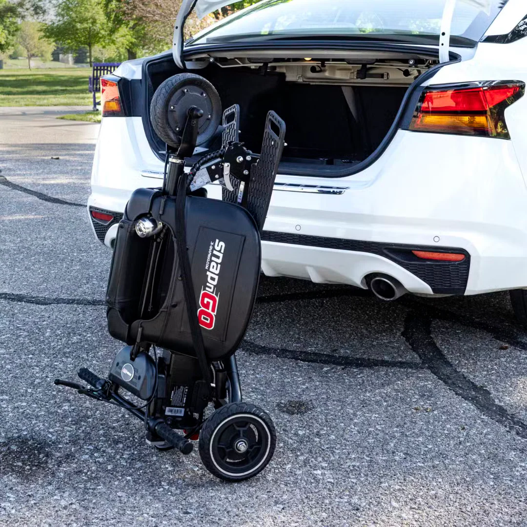 Glion SnapnGO Ultralight Folding Mobility Scooter - Airline Approved - Image 6